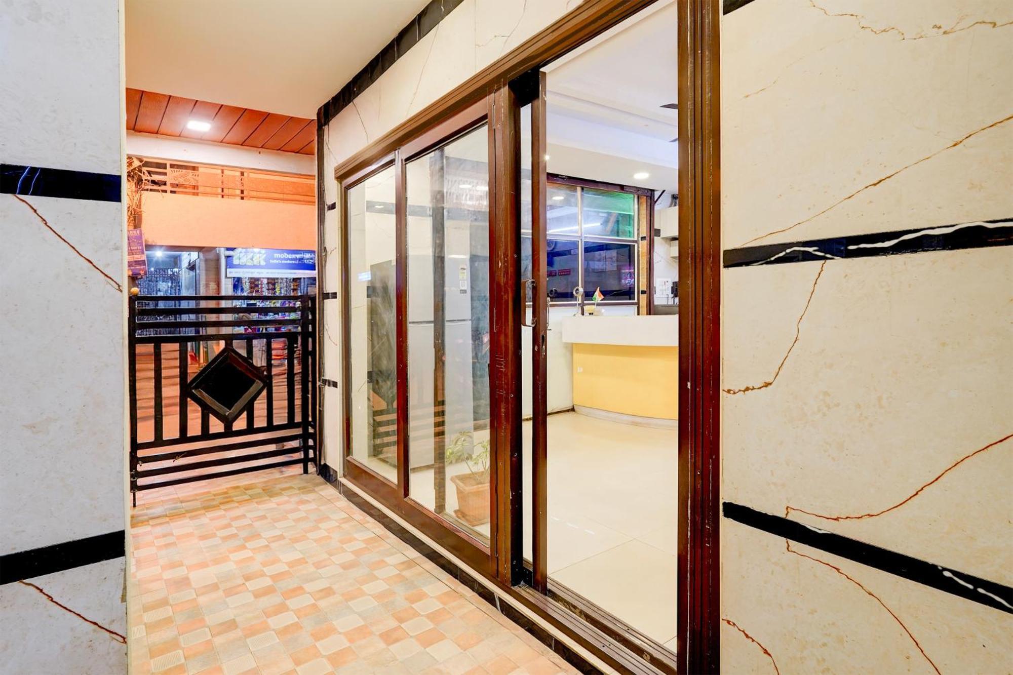 Hotel O Bluestar Bangalore Exterior foto